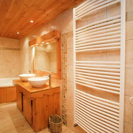 בית נופש 2alpeschalets - Marie 1 - Standing Et Sauna Au Pieds Des Pistes לס דה-אלפס
